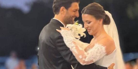 Ünlü oyuncu 13 yıllık aşkıyla evlendi!